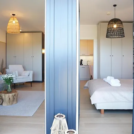 2homerent Aqua Polanki Apartment *